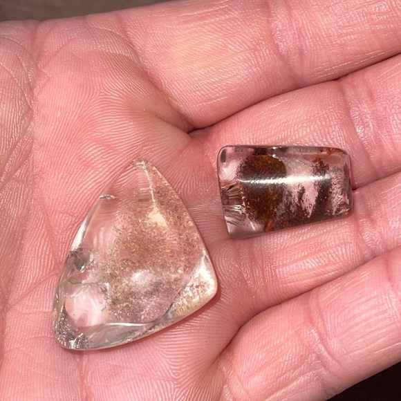 Garden Quartz Crystal Tumbles set of 2 - Picture 7 of 7
